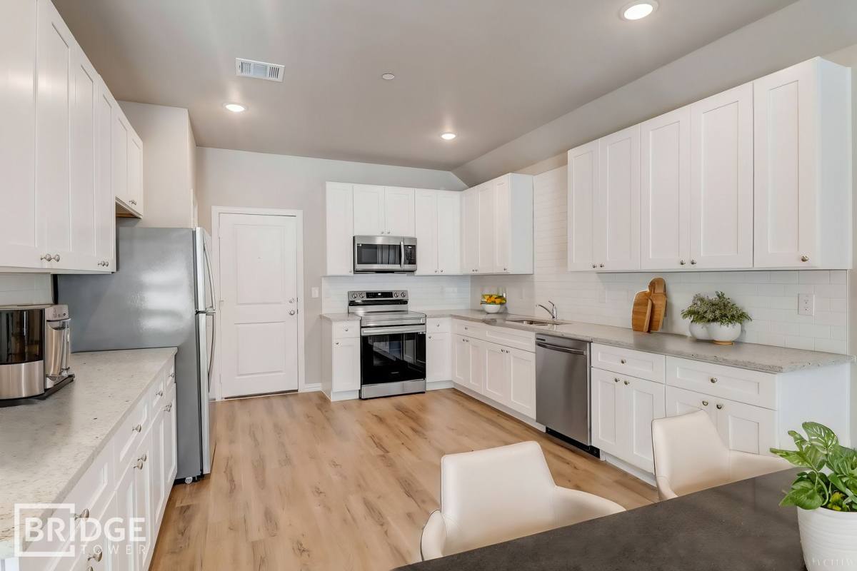 Townhouse for rent at 1005 W Golden Lane, Burleson, TX 76028