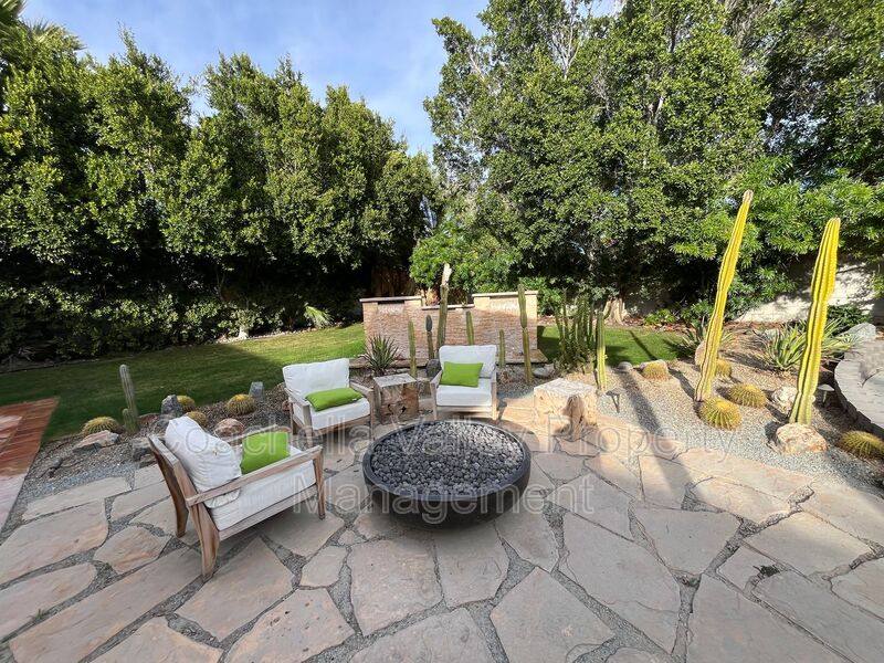 House for rent at 39866 Newcastle Dr, Palm Desert, CA 92211