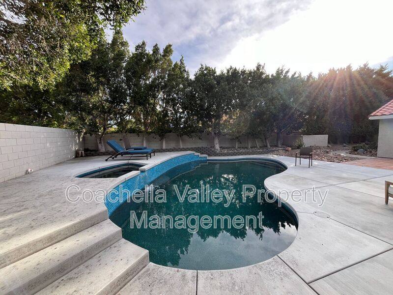 House for rent at 39866 Newcastle Dr, Palm Desert, CA 92211