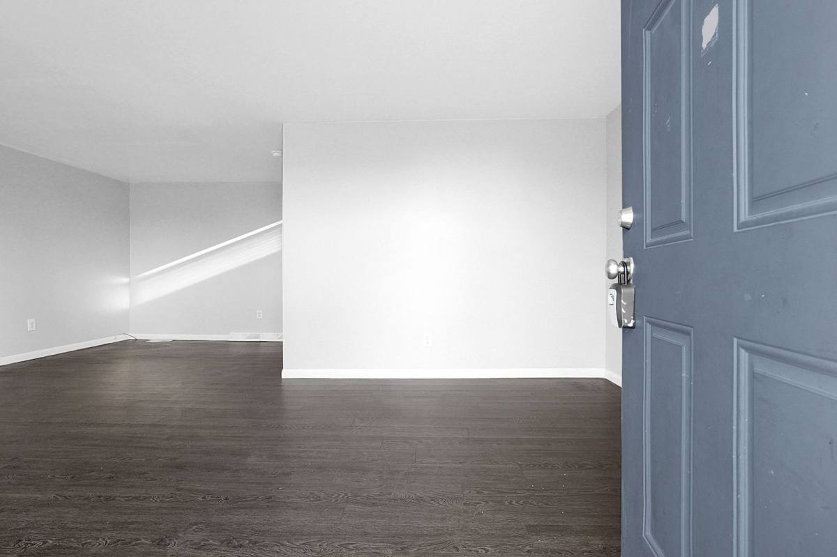 Apartment for rent at 1598-1660 E 25th Ave, Columbus, OH 43219