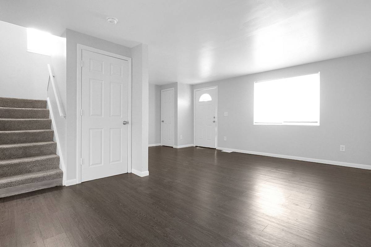 Apartment for rent at 1598-1660 E 25th Ave, Columbus, OH 43219