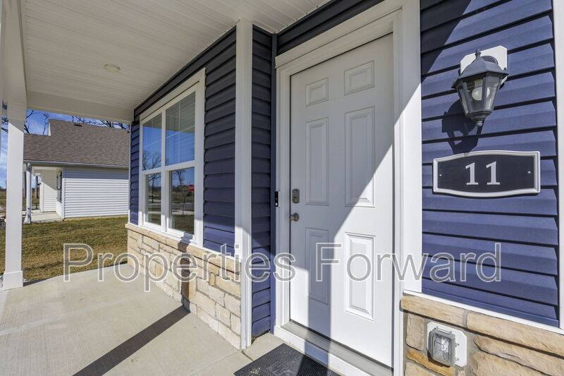 House for rent at 11 Walnut Mill Way, Ashville, OH 43103