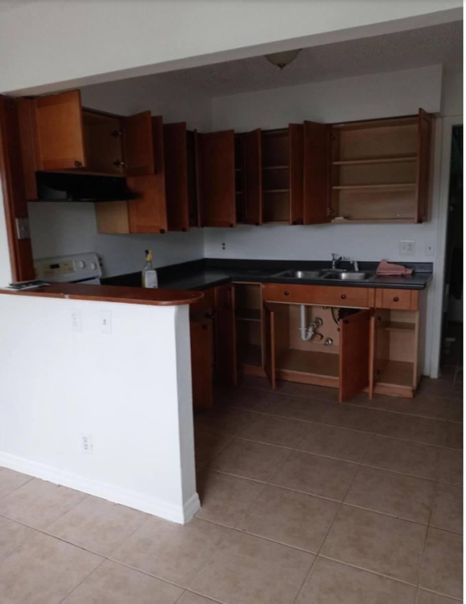 Apartment for rent at 6080 N Dixie Highway, Boca Raton, FL 33487