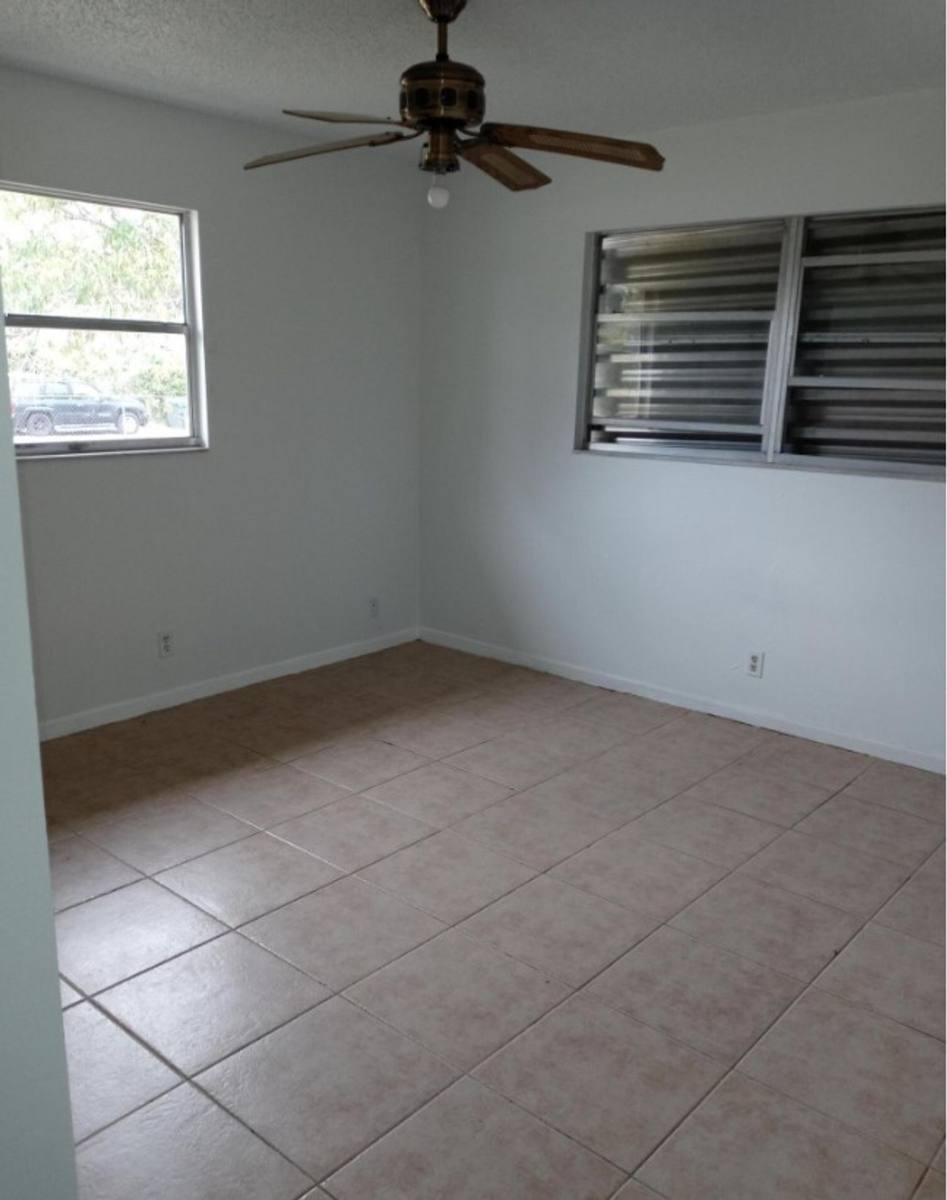 Apartment for rent at 6080 N Dixie Highway, Boca Raton, FL 33487