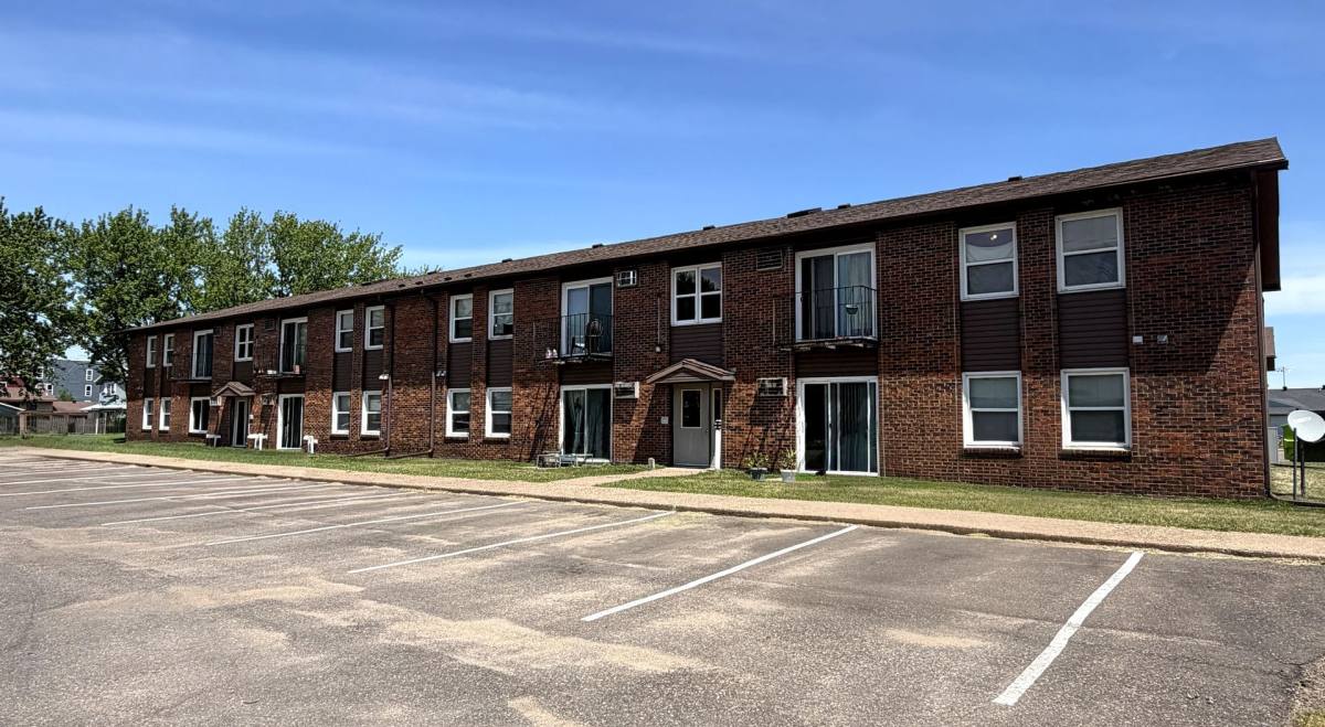 Apartment for rent at 1153 Imperial Circle, Eau Claire, WI 54701