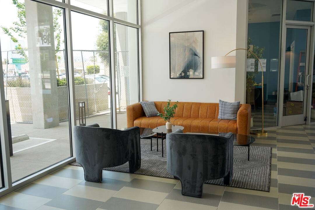 Apartment for rent at 800 Western Ave #727, Los Angeles, CA 90005