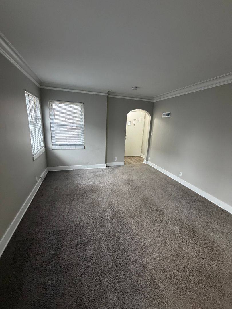 Apartment for rent at 1913 Stirling Ave, Lansing, MI 48910