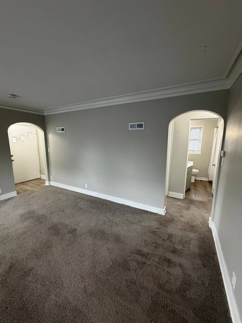 Apartment for rent at 1913 Stirling Ave, Lansing, MI 48910