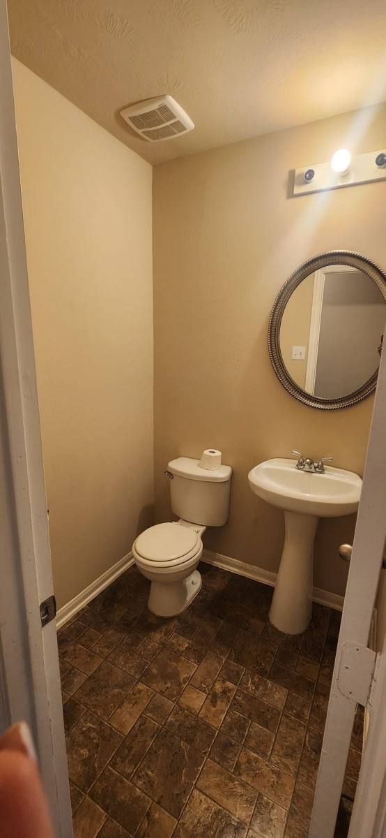 Apartment for rent at 11211 Riata Canyon Dr, Cypress, TX 77433