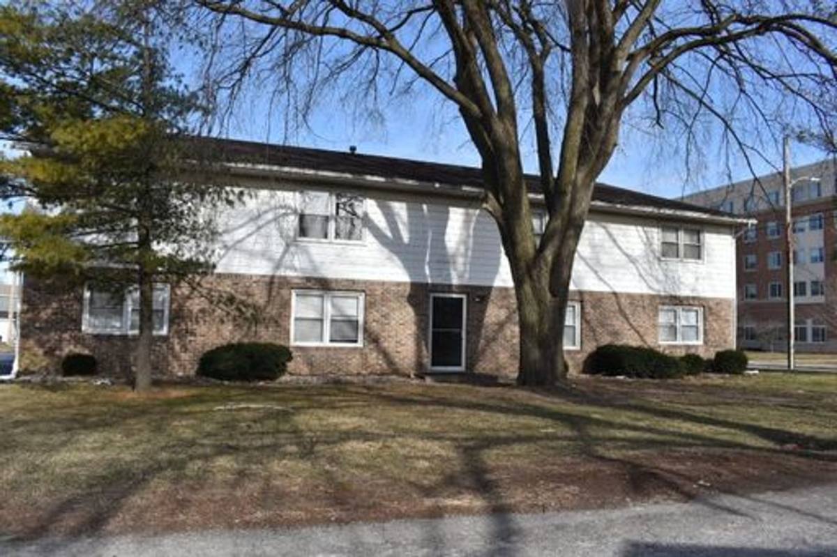 Apartment for rent at 525 E Merry, Bowling Green, OH 43402