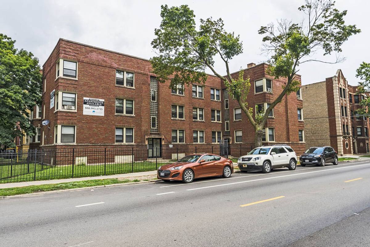 Apartment for rent at 8259 S Maryland, Chicago, IL 60619