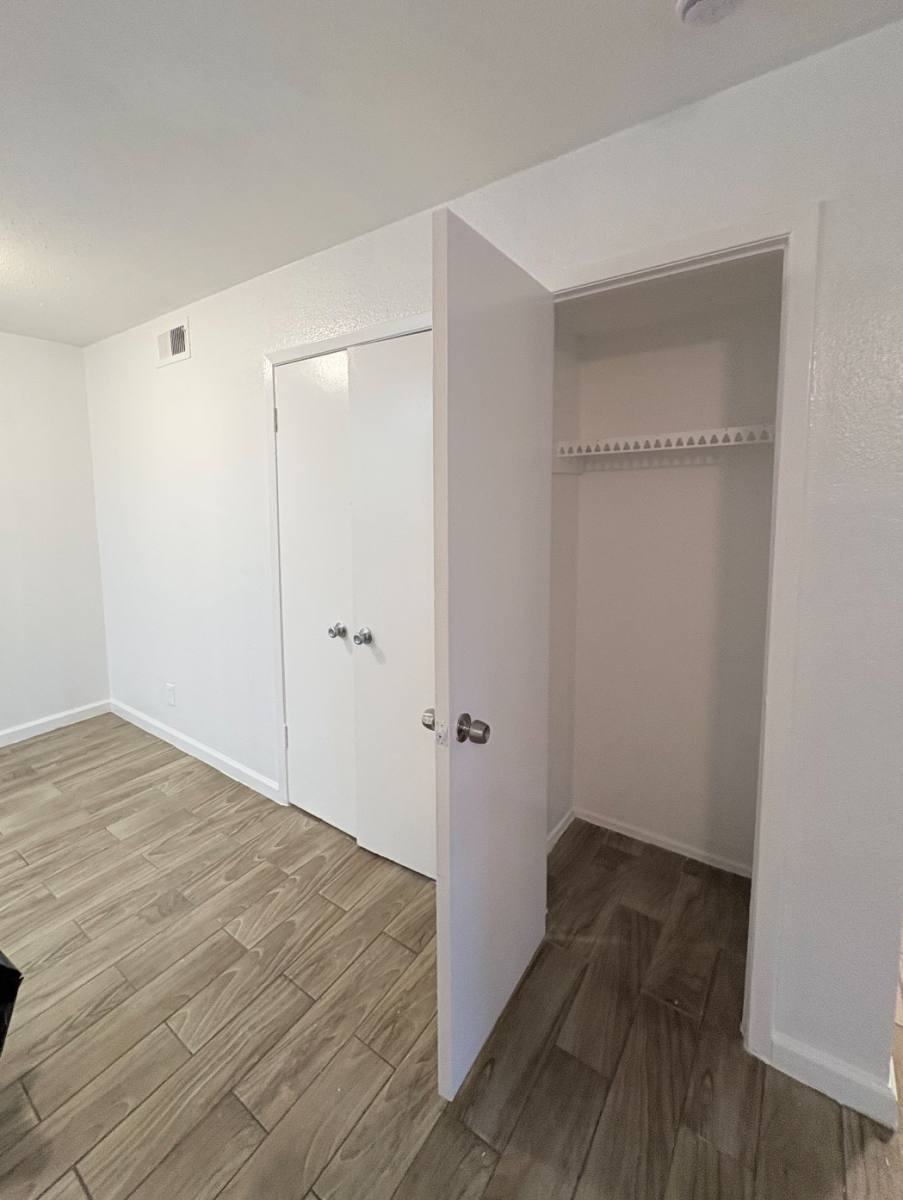 Condo for rent at 6200 W Tidwell Rd #1002, Houston, TX 77092