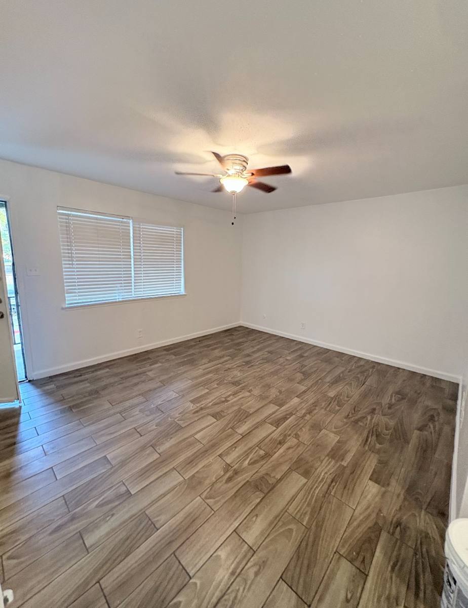 Condo for rent at 6200 W Tidwell Rd #1002, Houston, TX 77092