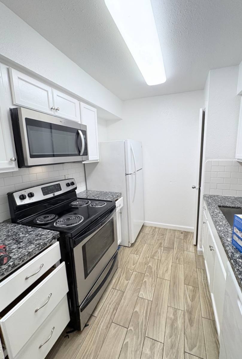 Condo for rent at 6200 W Tidwell Rd #1002, Houston, TX 77092