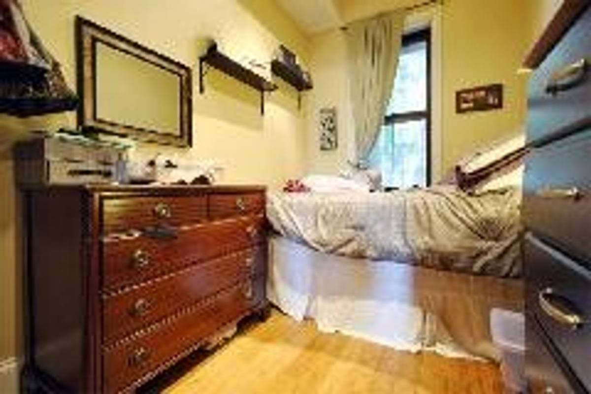 Townhouse for rent at 9 Cortes St #1, Boston, MA 02116