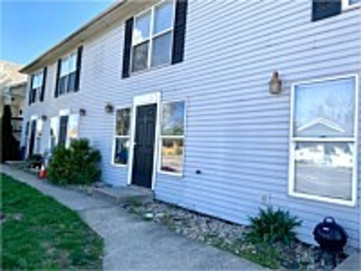 House for rent at 1425 S Walnut St, Bloomington, IN 47401
