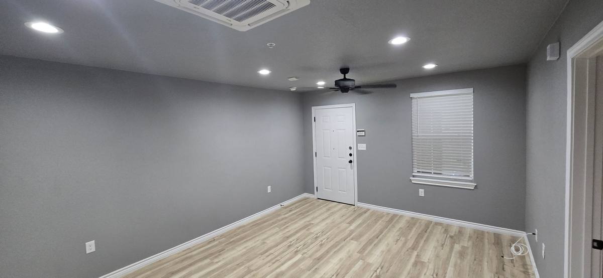 Apartment for rent at 9114 Royal Lane, Woodway, TX 76712