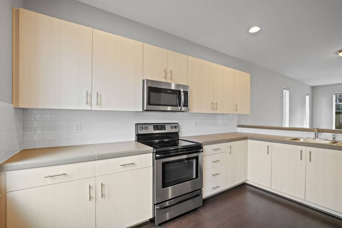 Apartment for rent at 1110 SW 160th Ave, Beaverton, OR 97006