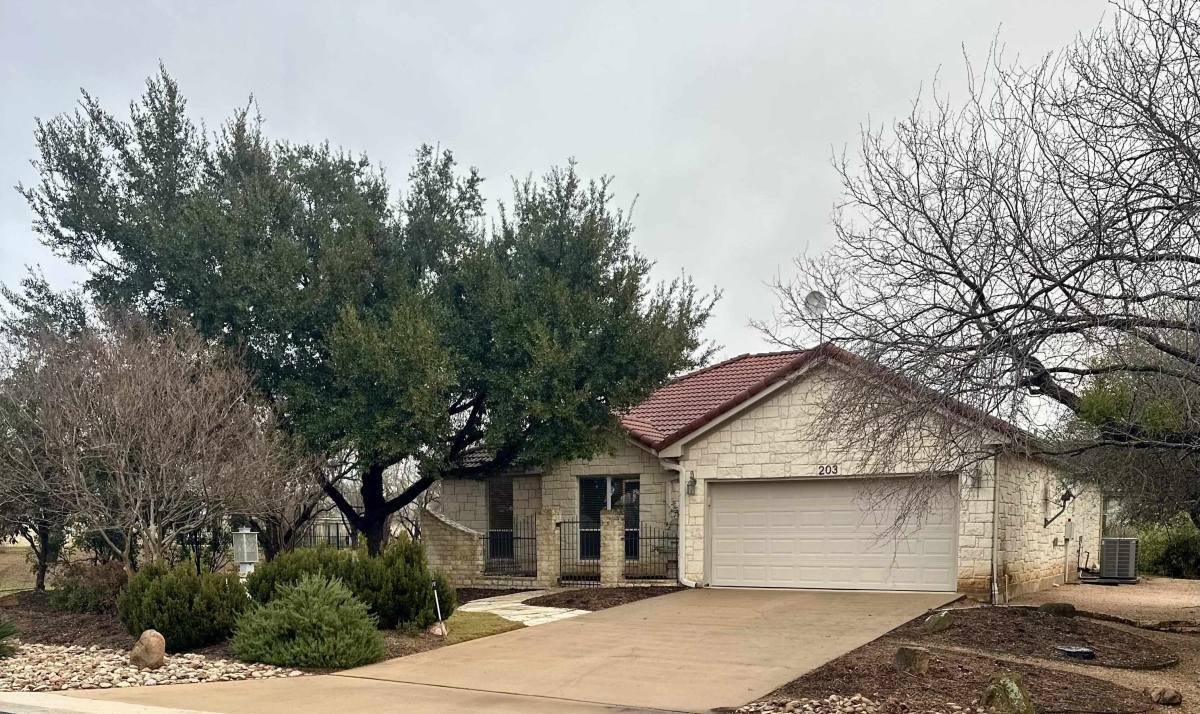 Apartment for rent at 203 Hi Circle W #203, Horseshoe Bay, TX 78657