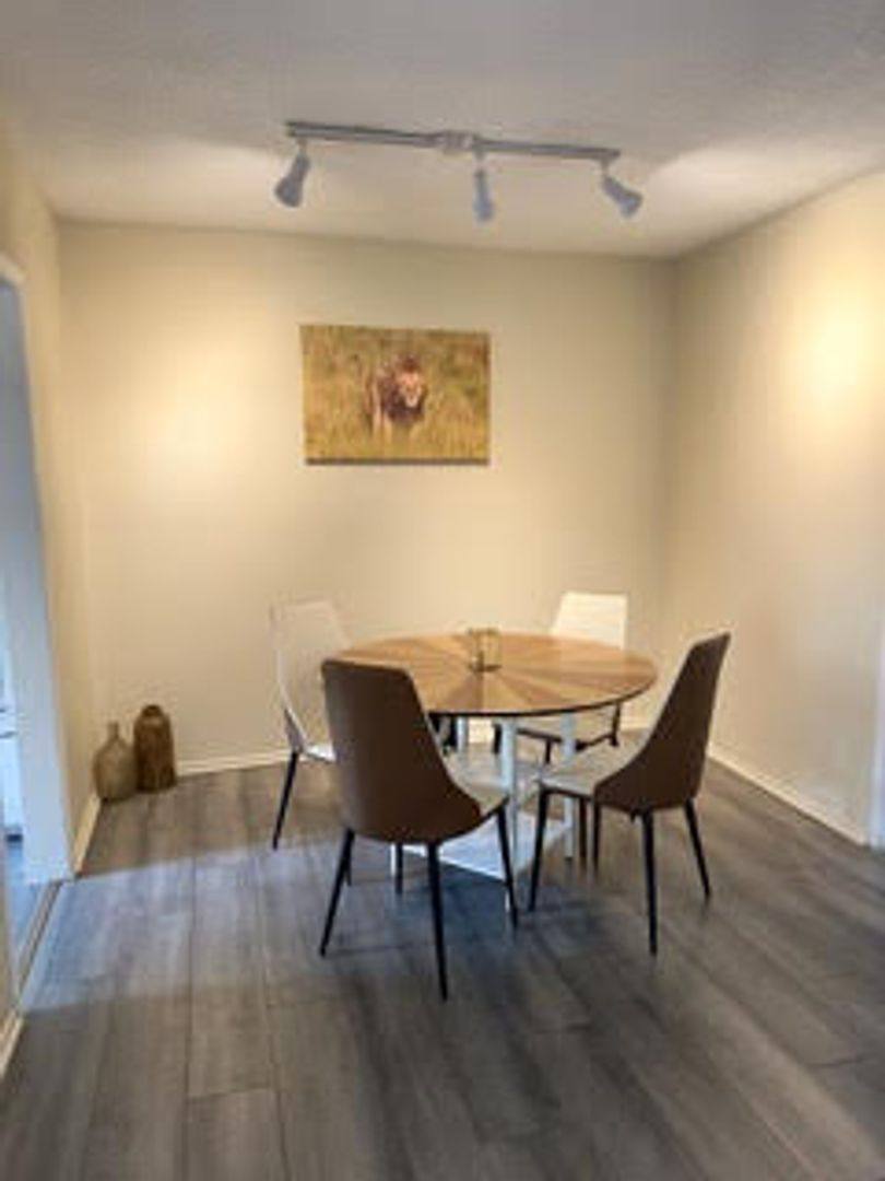 Apartment for rent at 8207 De Longpre Ave #6, Los Angeles, CA 90046