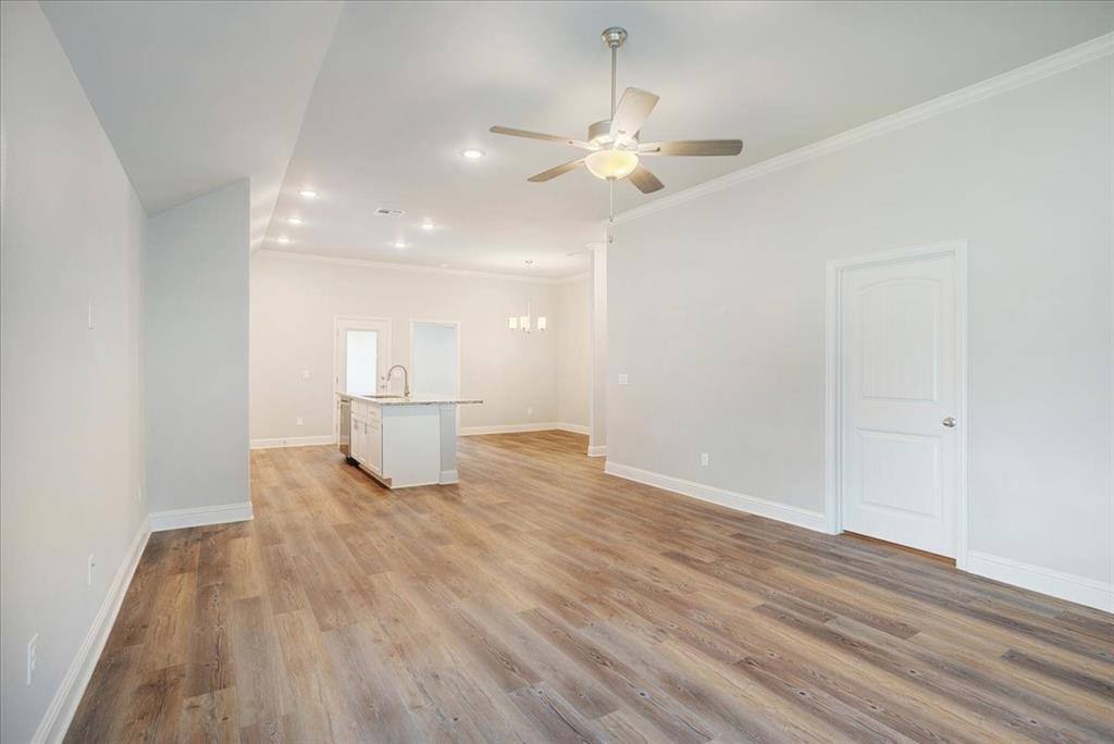 Apartment for rent at 2111 Wyldewood Way, Sherman, TX 75092
