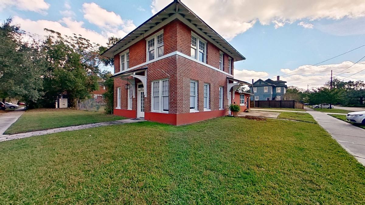 Apartment for rent at 907 Copeland St, Jacksonville, FL 32204