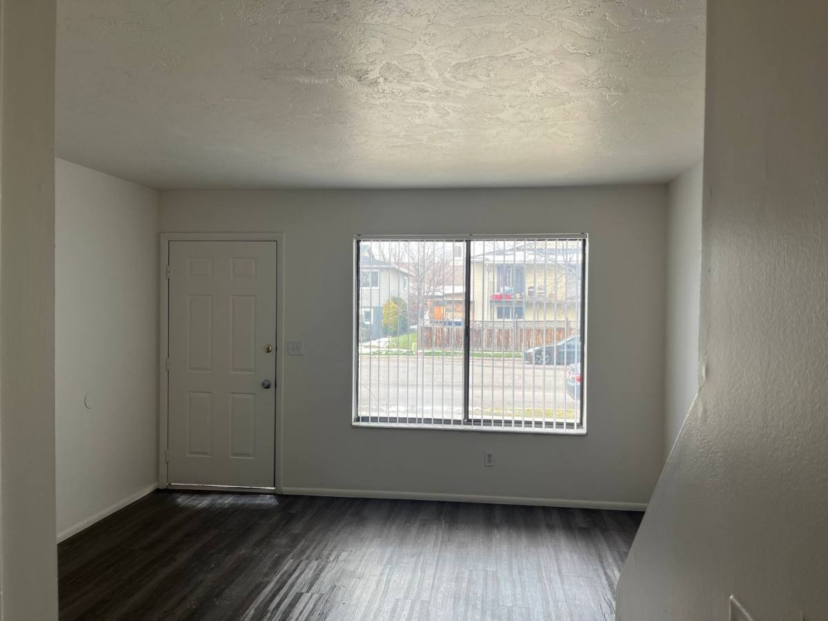 Townhouse for rent at 1865 W Independence Blvd, Salt Lake City, UT 84116