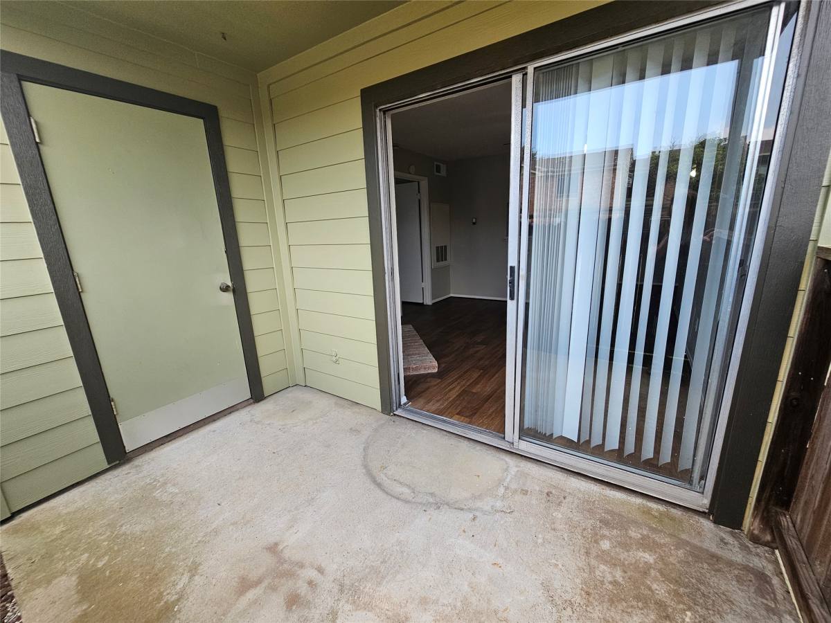 Apartment for rent at 18800 Egret Bay Blvd #507, Houston, TX 77058