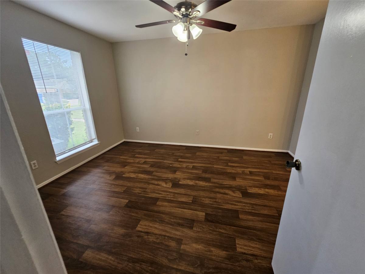 Apartment for rent at 18800 Egret Bay Blvd #507, Houston, TX 77058