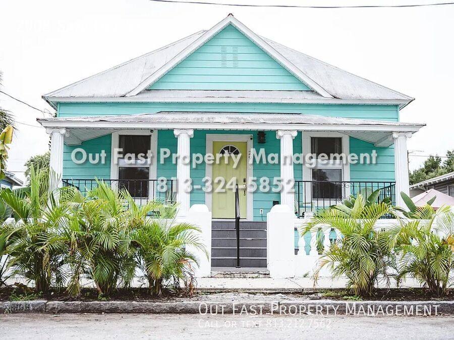 House for rent at 2908 Sanchez St, Tampa, FL 33605