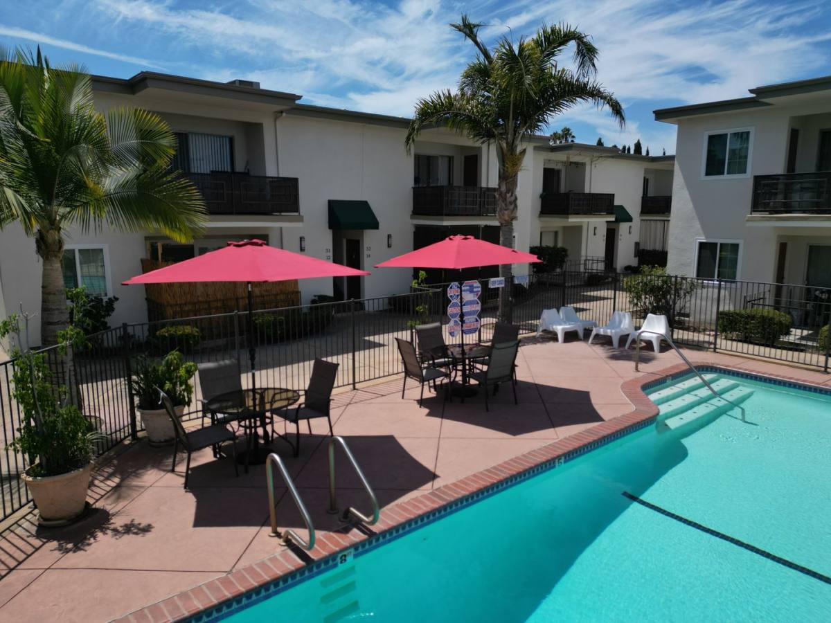 Apartment for rent at 6825 Rosemead Blvd, San Gabriel, CA 91775