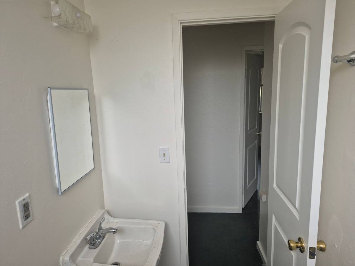 Apartment for rent at 5935 Old Highway 53, Clearlake, CA 95422