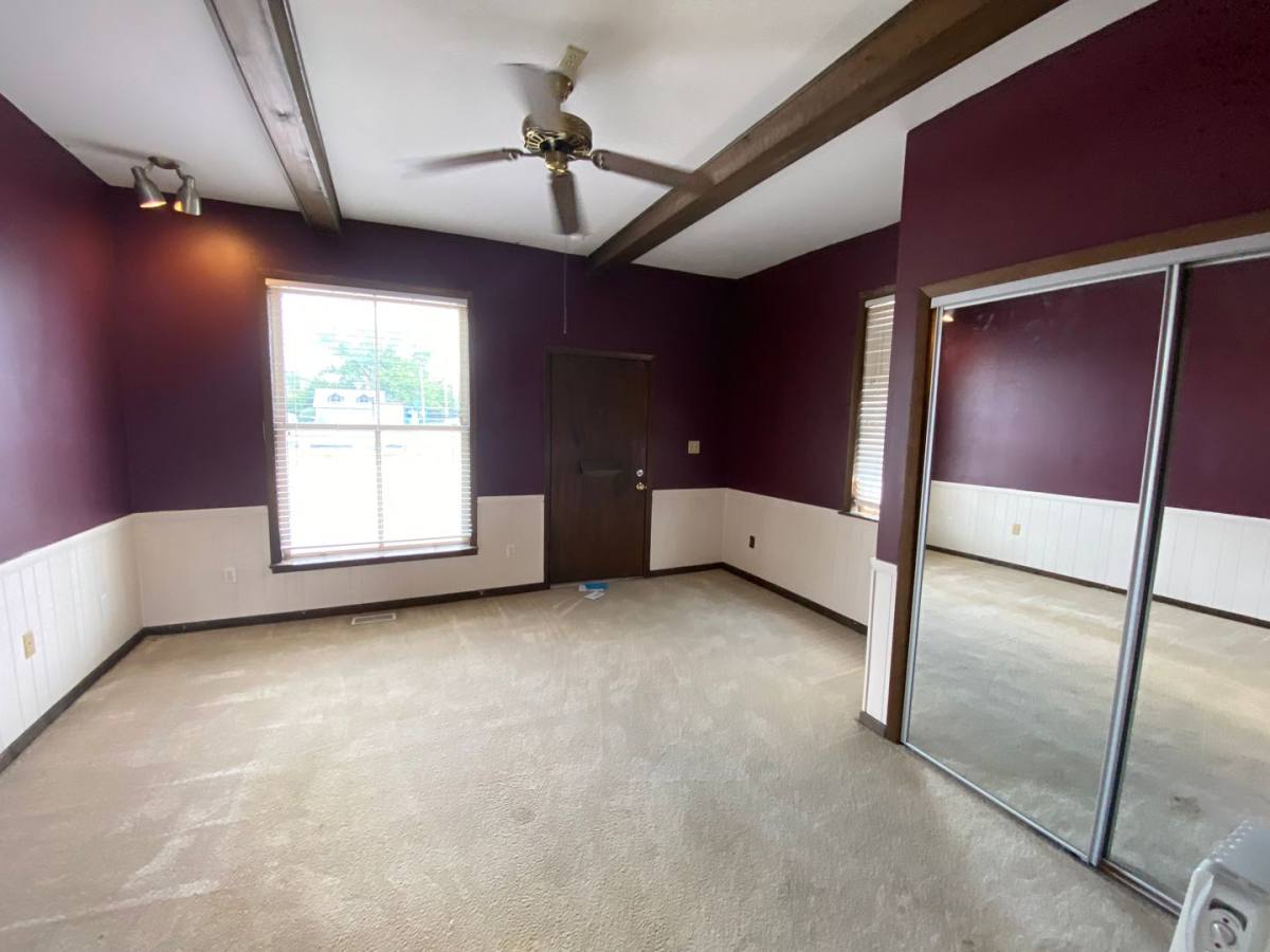 Apartment for rent at 221-223 E Livingston Ave, Columbus, OH 43215