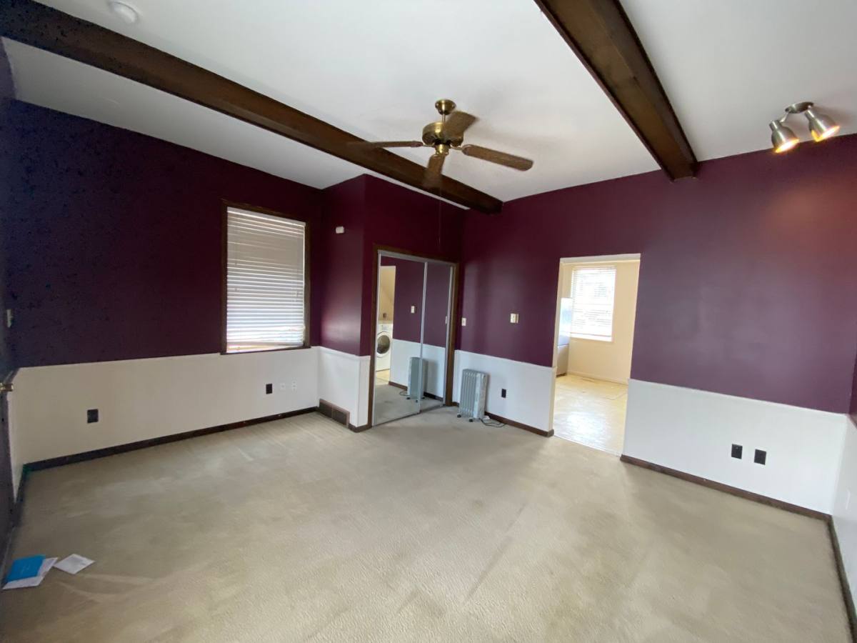 Apartment for rent at 221-223 E Livingston Ave, Columbus, OH 43215