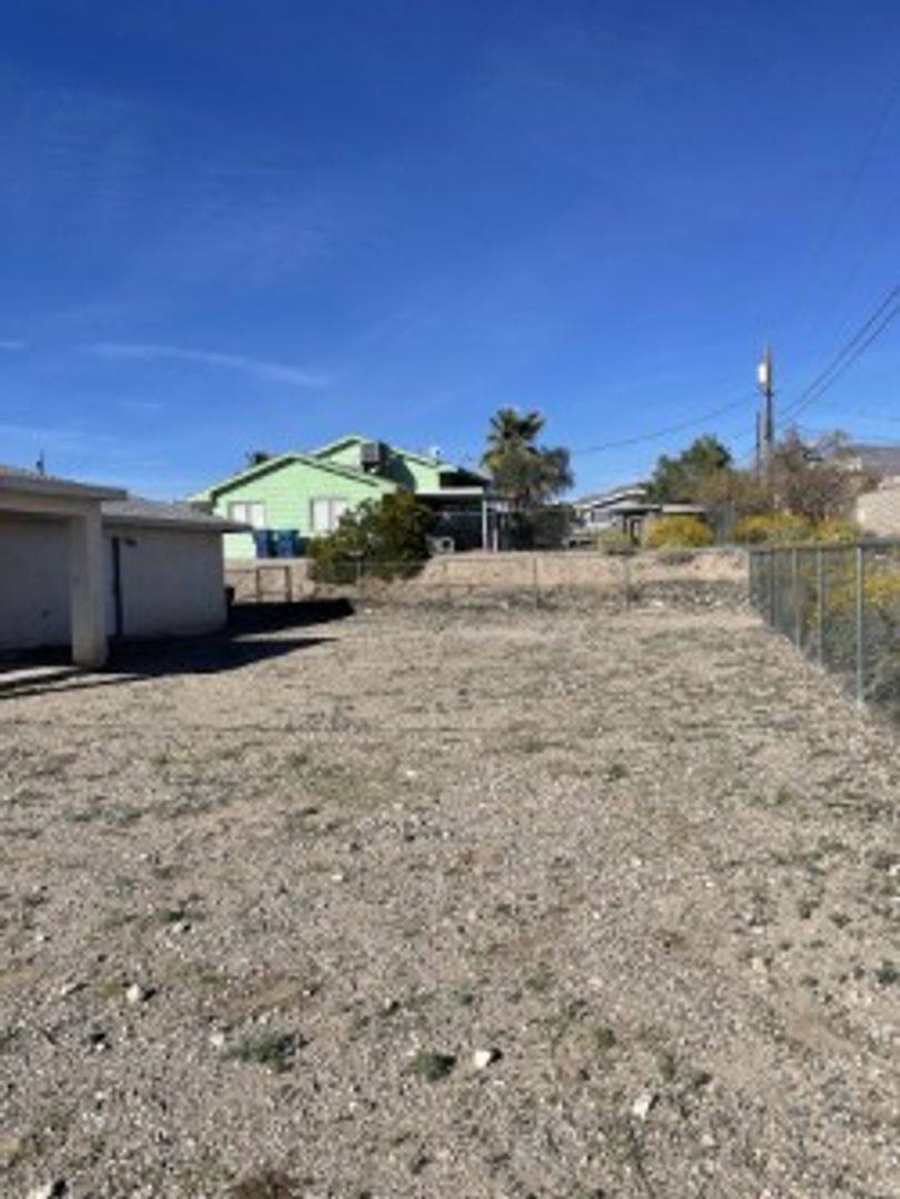 House for rent at 3164 Leawood Dr, Lake Havasu City, AZ 86404