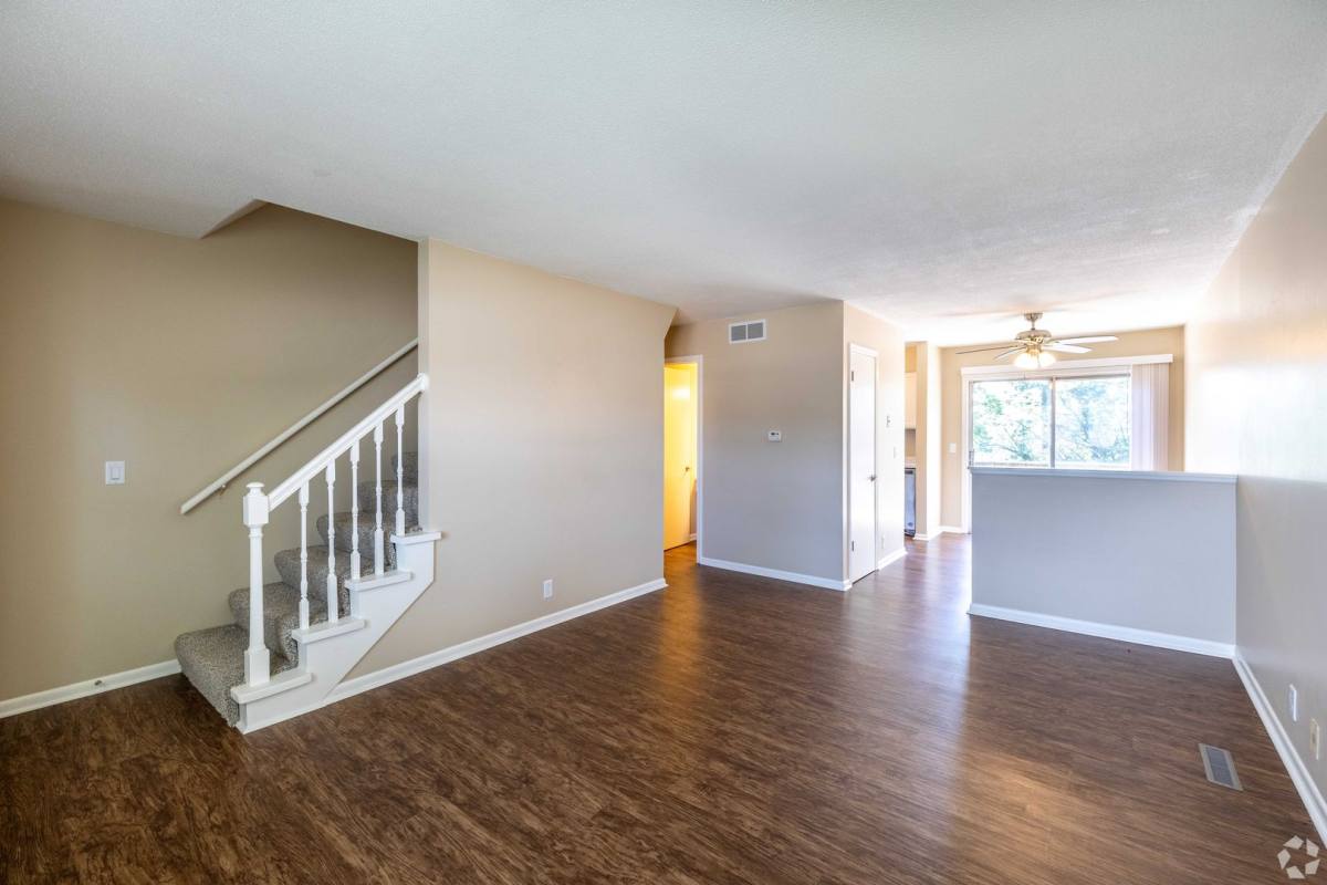 Apartment for rent at 302 Chateau Dr, Bellevue, NE 68005