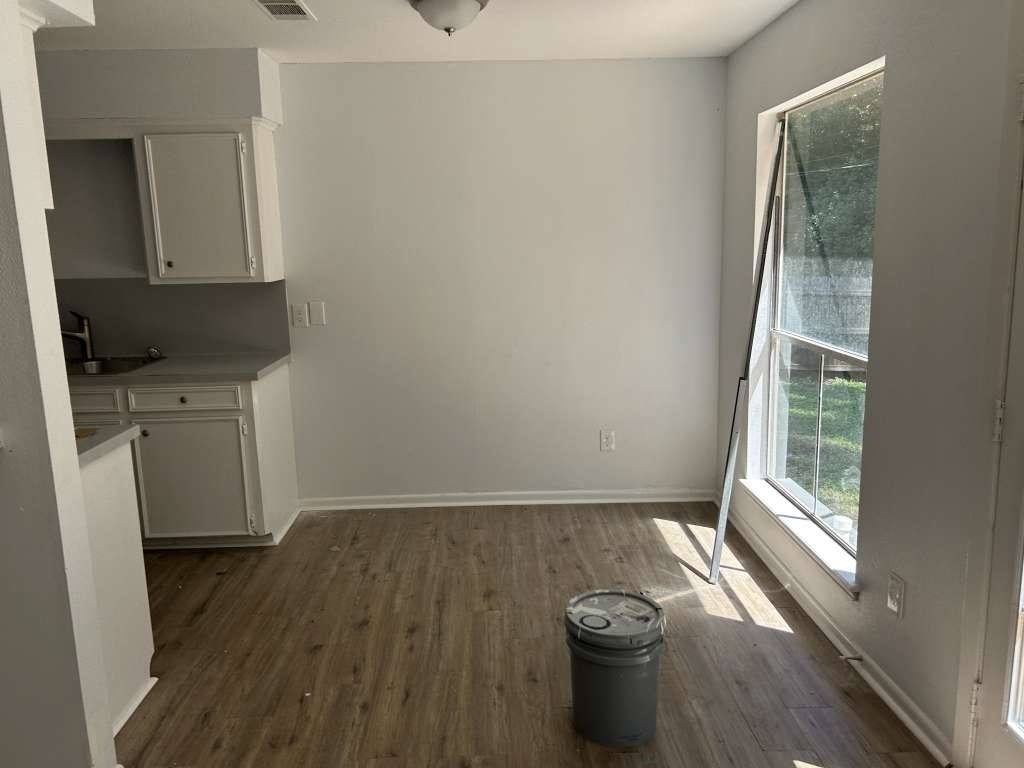 Apartment for rent at 3030 Winding Way, Huntsville, TX 77340