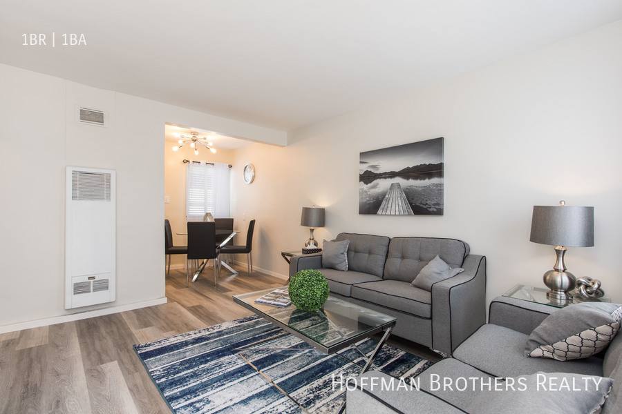 Apartment for rent at 2620 11th St #3, Santa Monica, CA 90405
