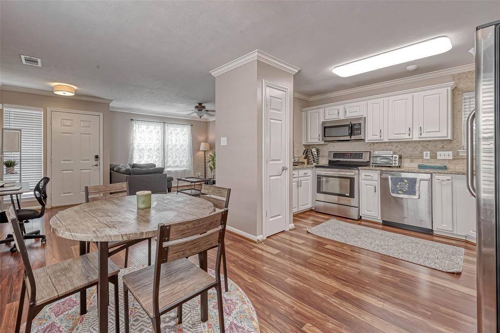 Apartment for rent at 1204 Andrews St, Houston, TX 77019
