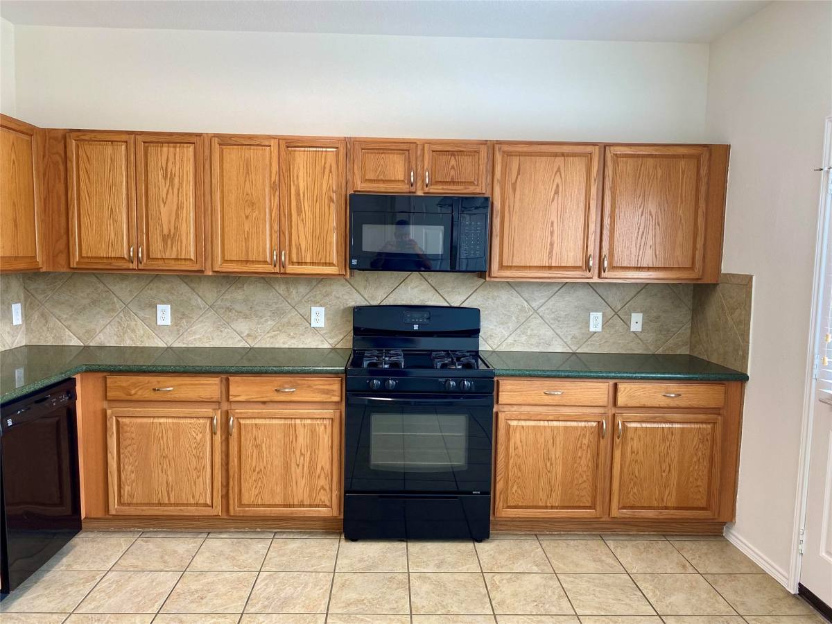 Townhouse for rent at 29726 Sullivan Oaks Dr, Spring, TX 77386