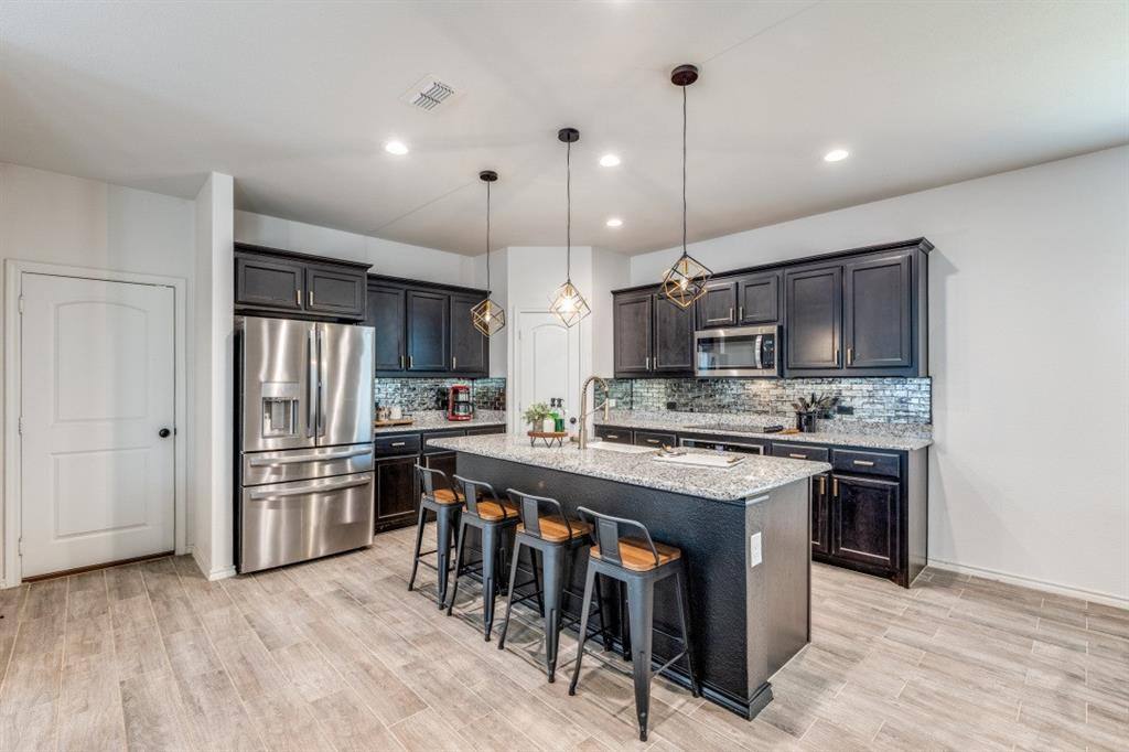 Apartment for rent at 617 Presidio St #617, Aubrey, TX 76227