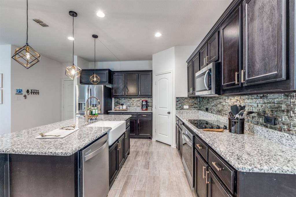 Apartment for rent at 617 Presidio St #617, Aubrey, TX 76227