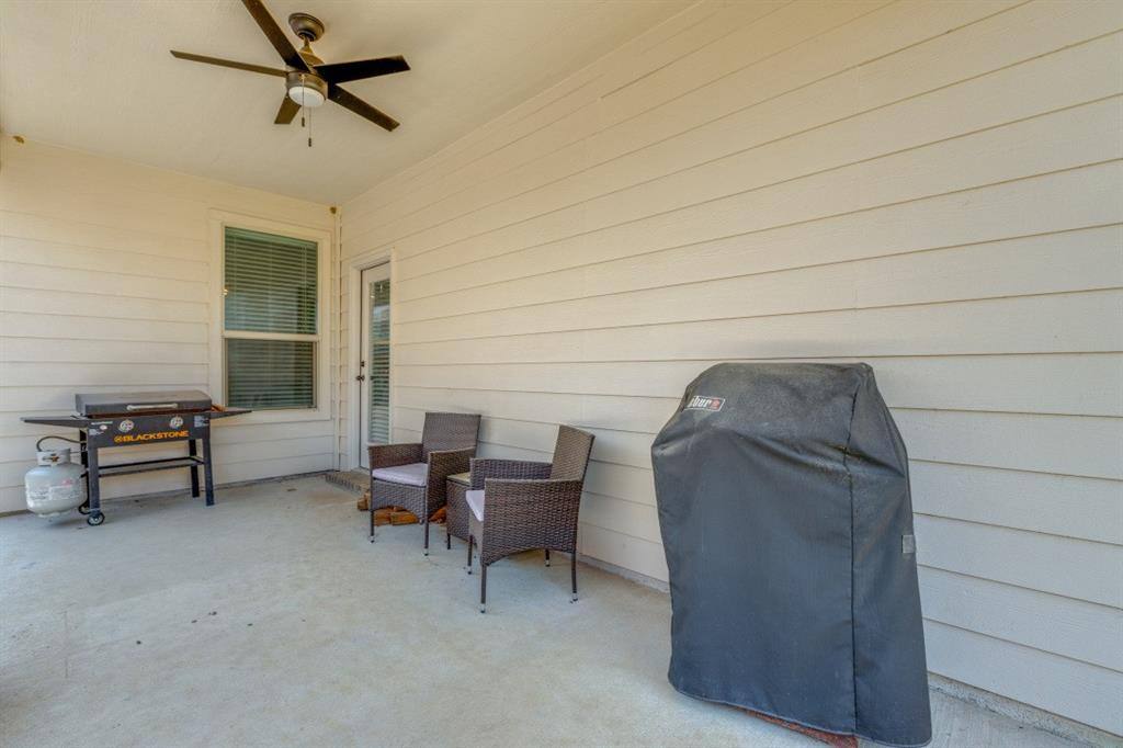 Apartment for rent at 617 Presidio St #617, Aubrey, TX 76227