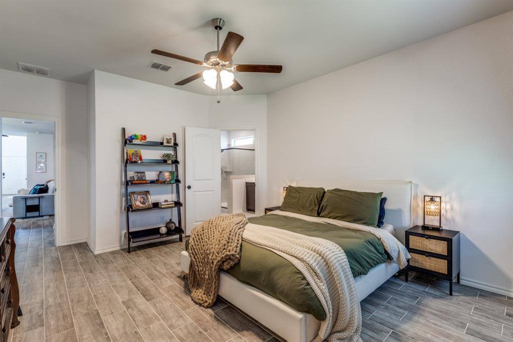 Apartment for rent at 617 Presidio St #617, Aubrey, TX 76227