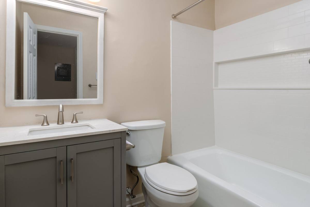 Apartment for rent at 516 S Mendenhall St, Greensboro, NC 27403