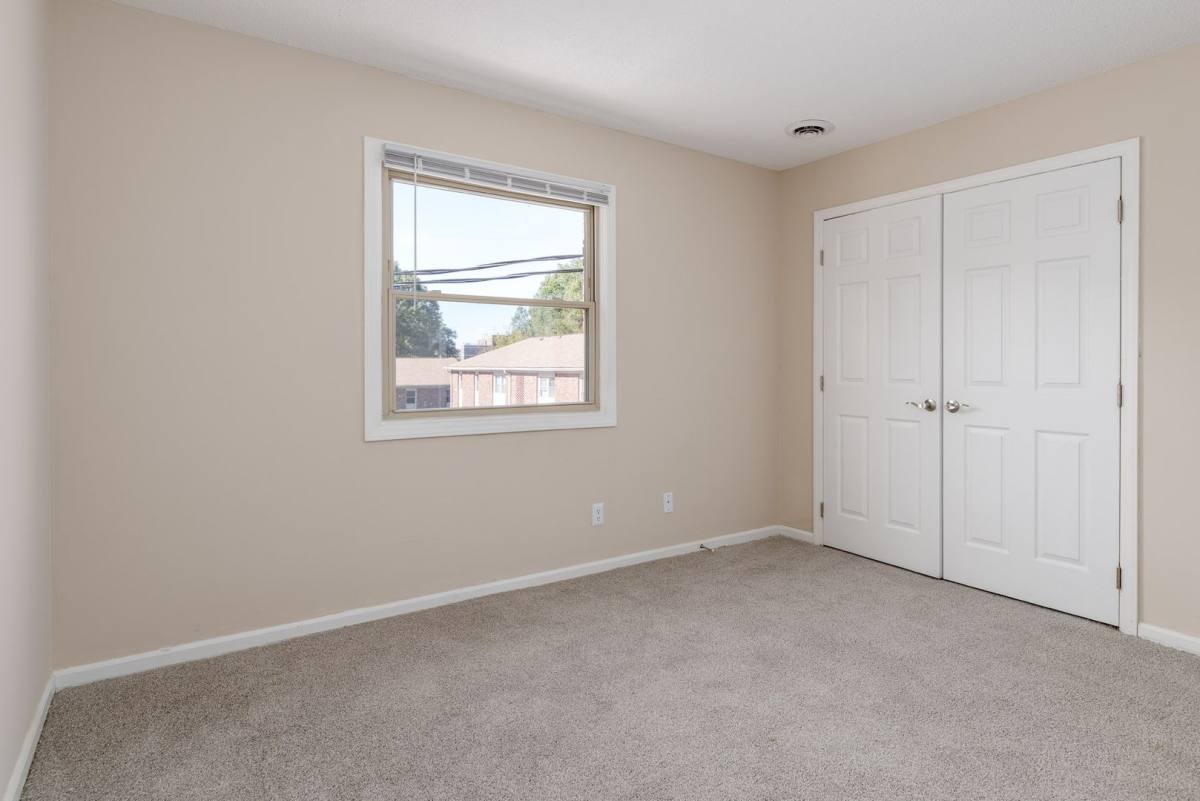 Apartment for rent at 516 S Mendenhall St, Greensboro, NC 27403