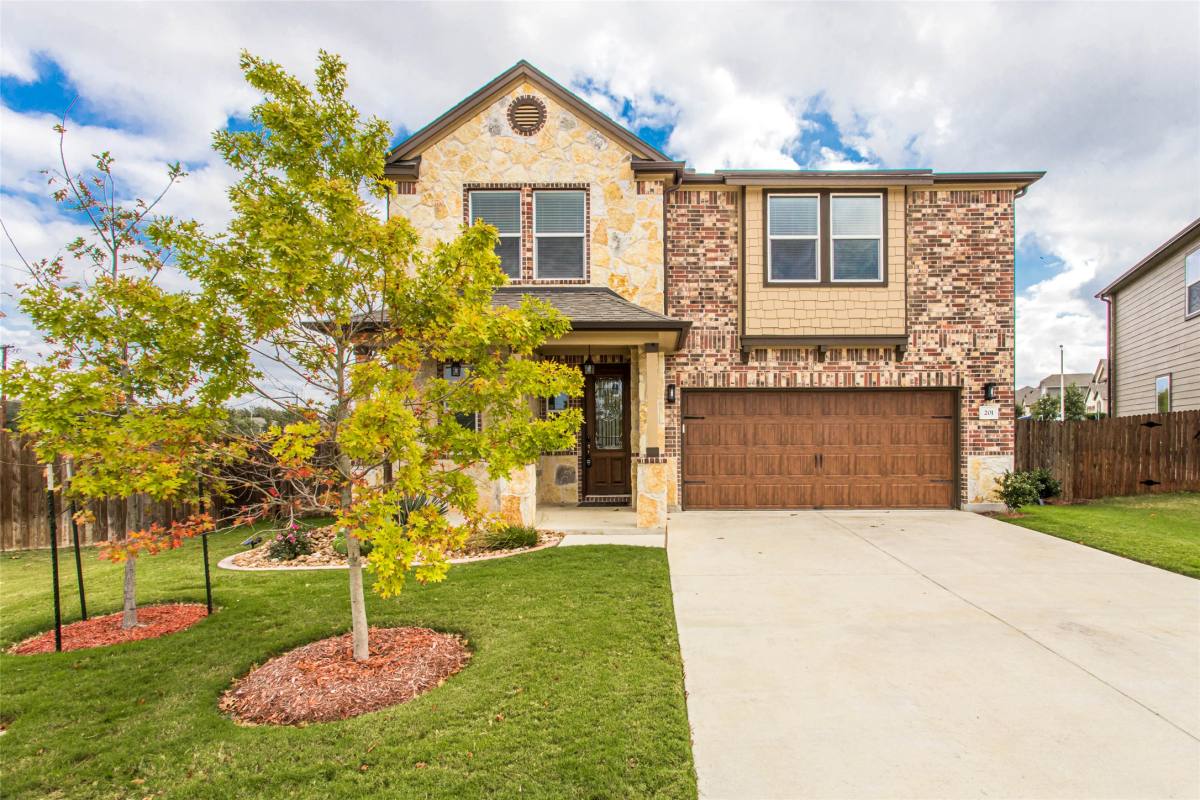 Apartment for rent at 201 Tordesillas Dr #201, Georgetown, TX 78626