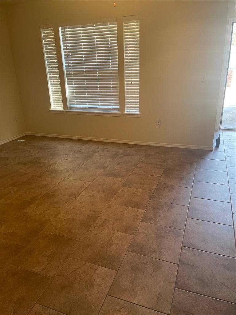 Apartment for rent at 1721 Overland Trail, Corpus Christi, TX 78410