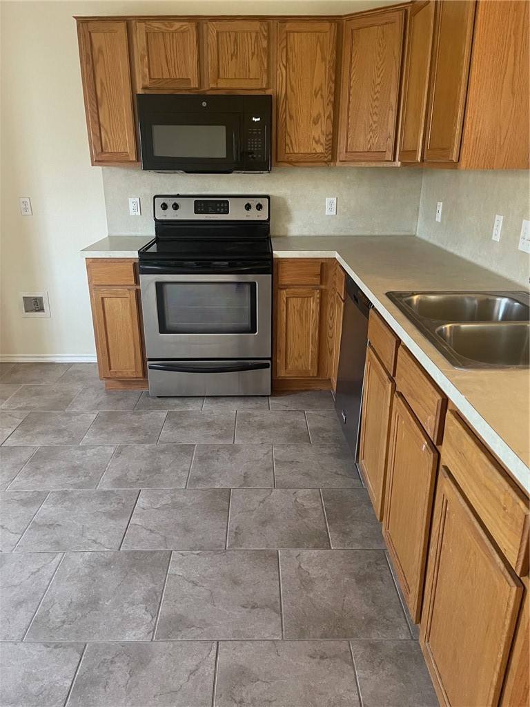 Apartment for rent at 1721 Overland Trail, Corpus Christi, TX 78410