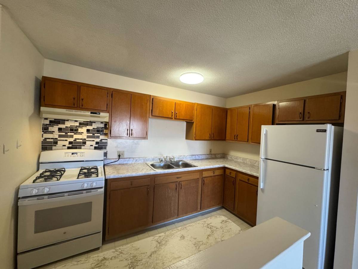 Apartment for rent at 382-384 River St, Springfield, VT 05156